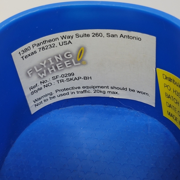 Flying Wheels Kids Adjustable Quad Grow With Me Training Roller Skate - Picture 5 of 14